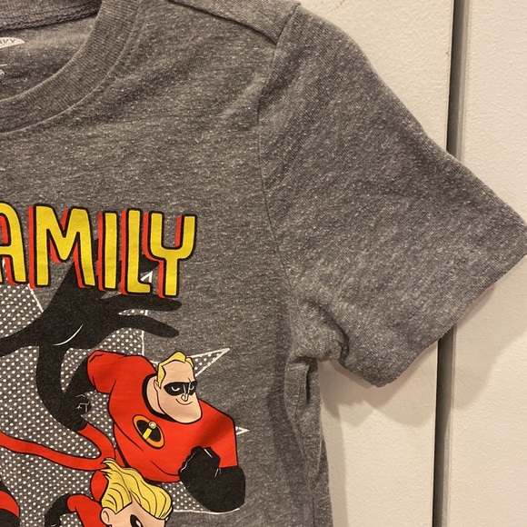 Old Navy The Incredibles Grey Tee - Picture 4 of 6